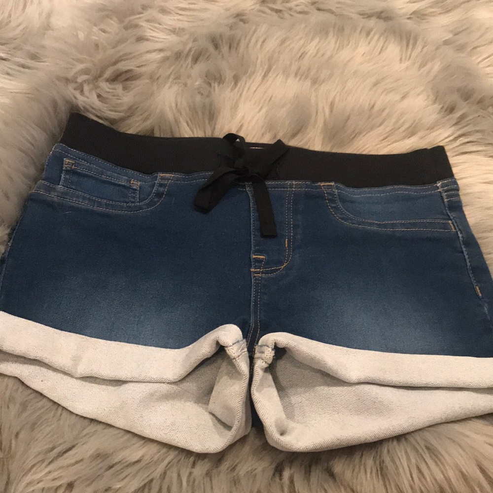 Short shorts
